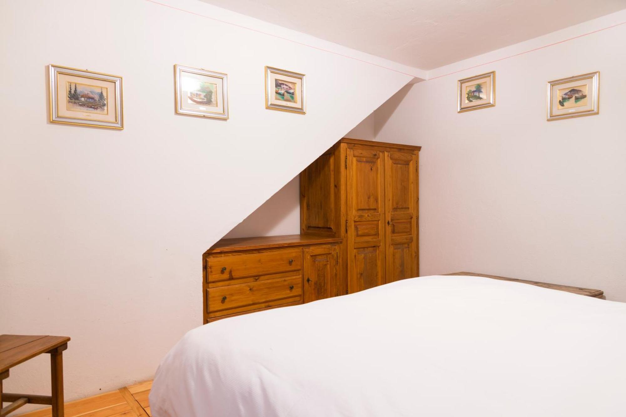 La Placette - Albergo Diffuso E Trattoria Usseaux Exteriör bild