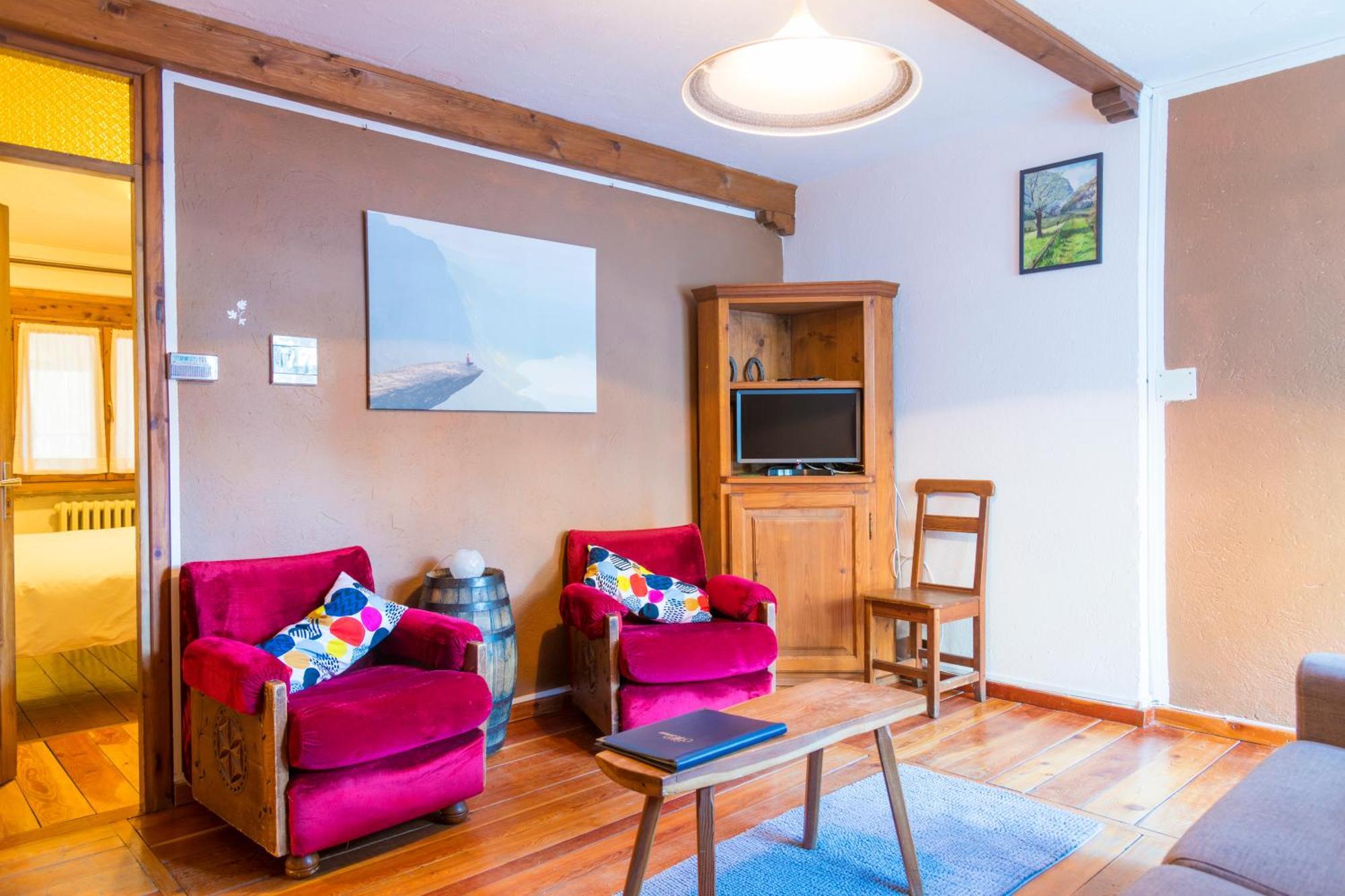 La Placette - Albergo Diffuso E Trattoria Usseaux Exteriör bild